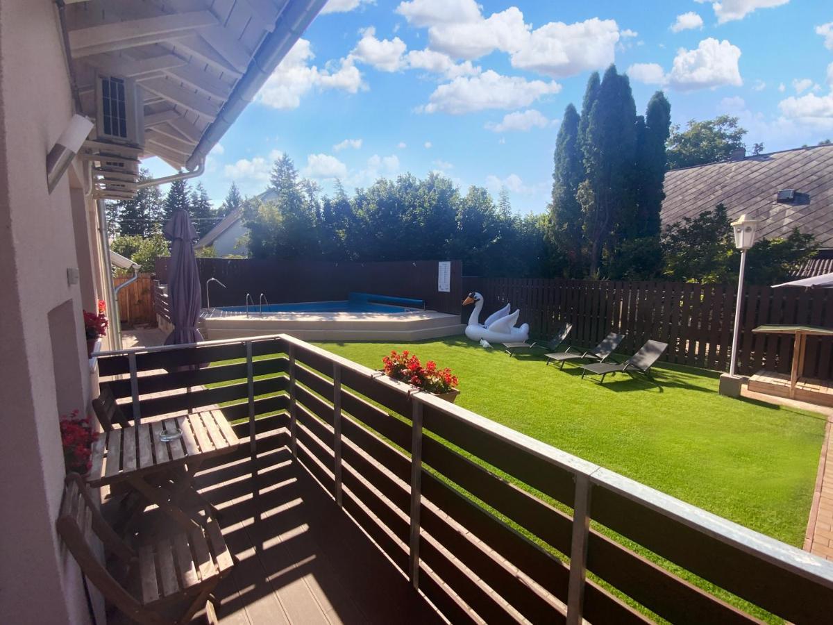 Topart Apartman I Balatonfenyves Exteriör bild