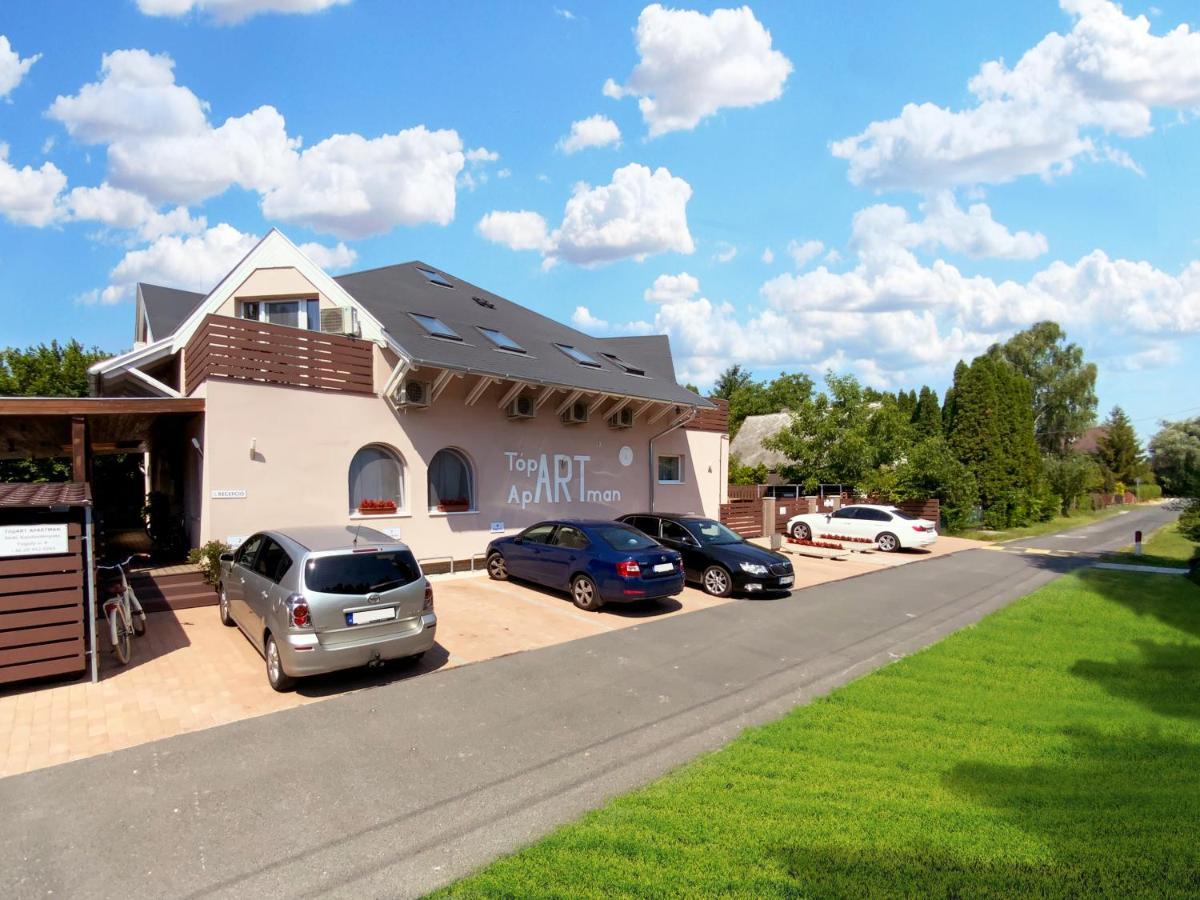 Topart Apartman I Balatonfenyves Exteriör bild