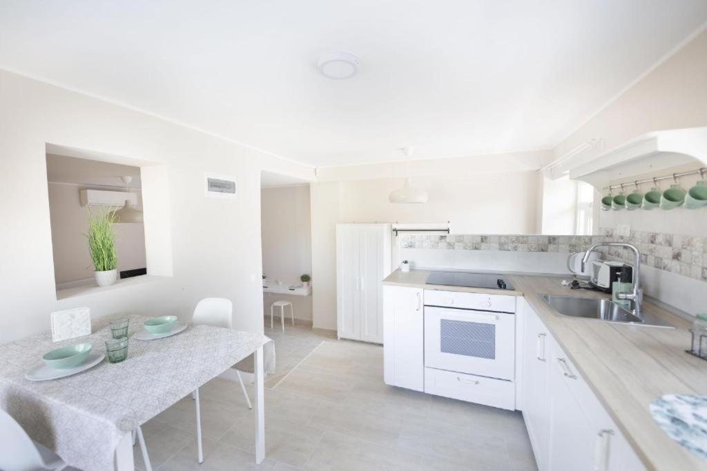 Topart Apartman I Balatonfenyves Exteriör bild
