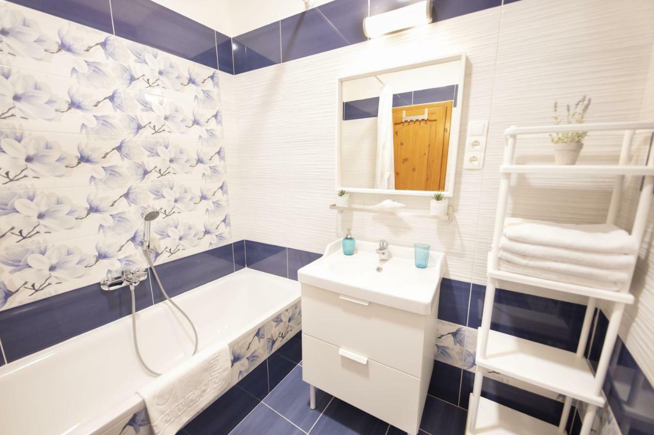 Topart Apartman I Balatonfenyves Exteriör bild